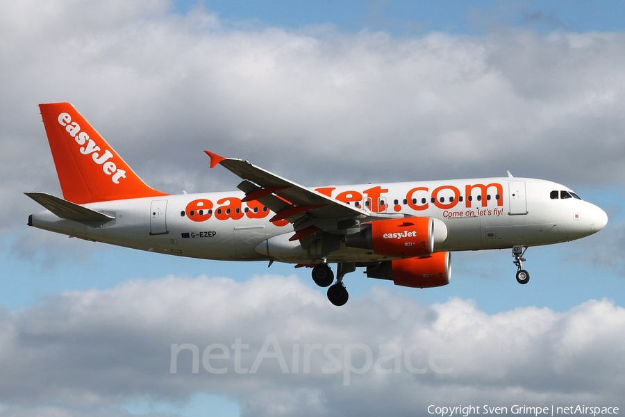 easyJet Airbus A319-111 (G-EZEP) | Photo 19472