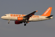 easyJet Airbus A319-111 (G-EZET) at  Milan - Malpensa, Italy