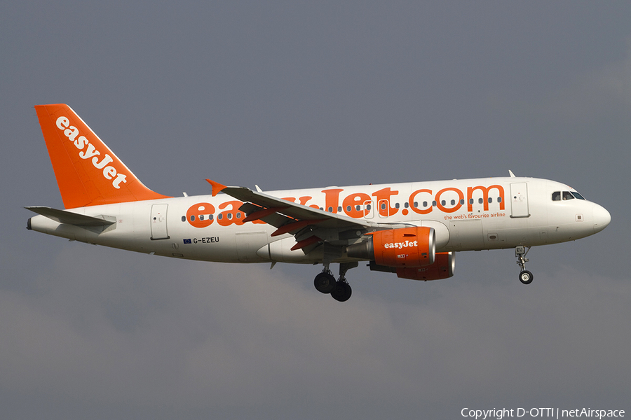 easyJet Airbus A319-111 (G-EZEU) | Photo 288620