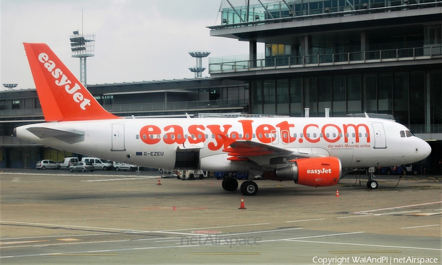 easyJet Airbus A319-111 (G-EZEU) | Photo 442502