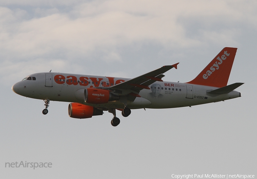 easyJet Airbus A319-111 (G-EZEZ) | Photo 28386