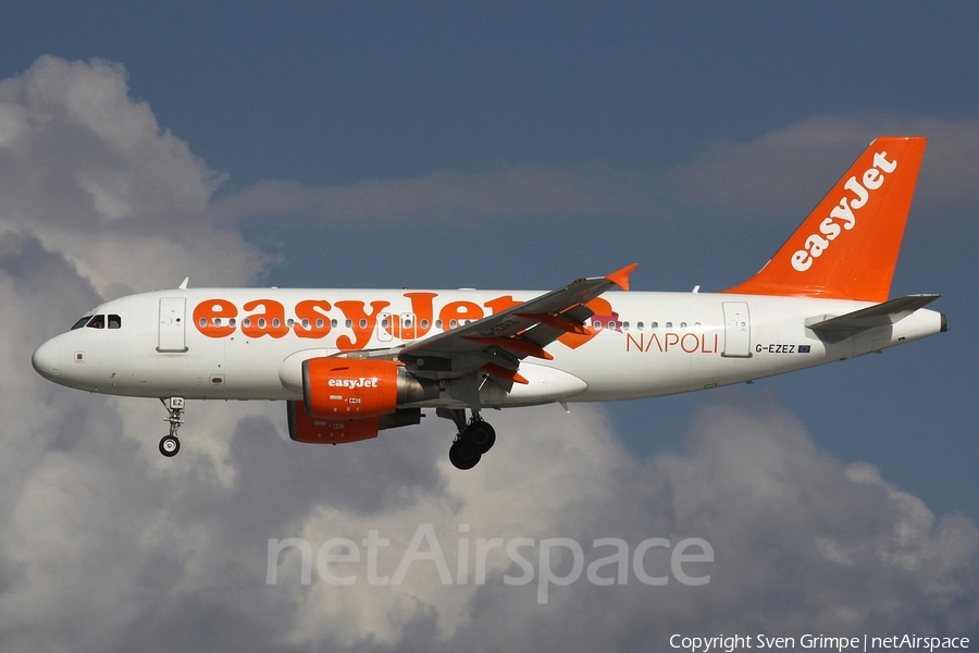 easyJet Airbus A319-111 (G-EZEZ) | Photo 127543