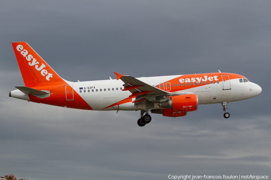 easyJet Airbus A319-111 (G-EZFA) | Photo 269532