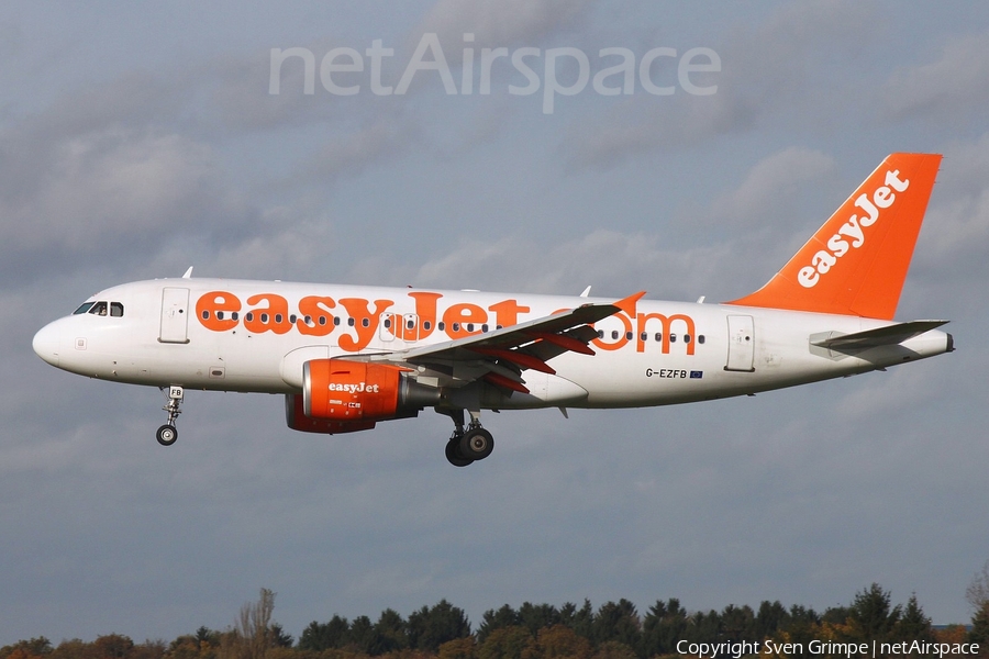 easyJet Airbus A319-111 (G-EZFB) | Photo 60154