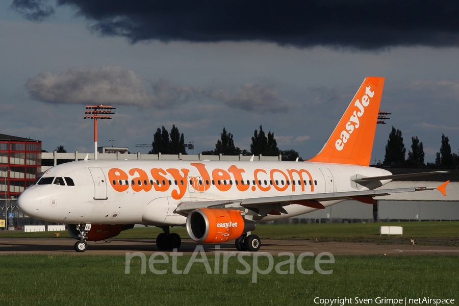 easyJet Airbus A319-111 (G-EZFC) | Photo 129729