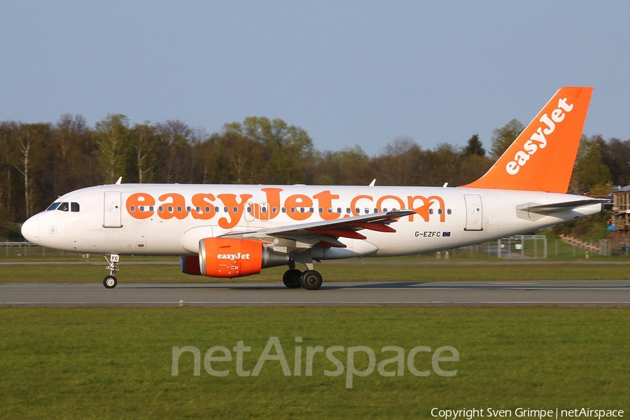 easyJet Airbus A319-111 (G-EZFC) | Photo 302634