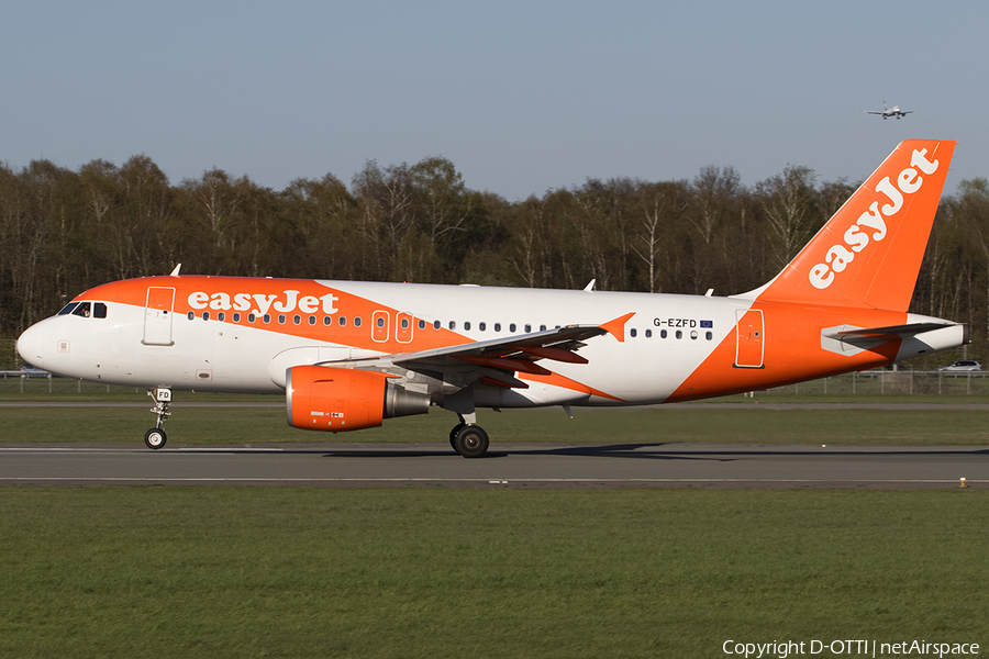 easyJet Airbus A319-111 (G-EZFD) | Photo 548488