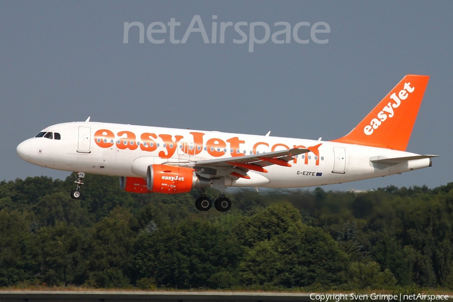 easyJet Airbus A319-111 (G-EZFE) | Photo 53466