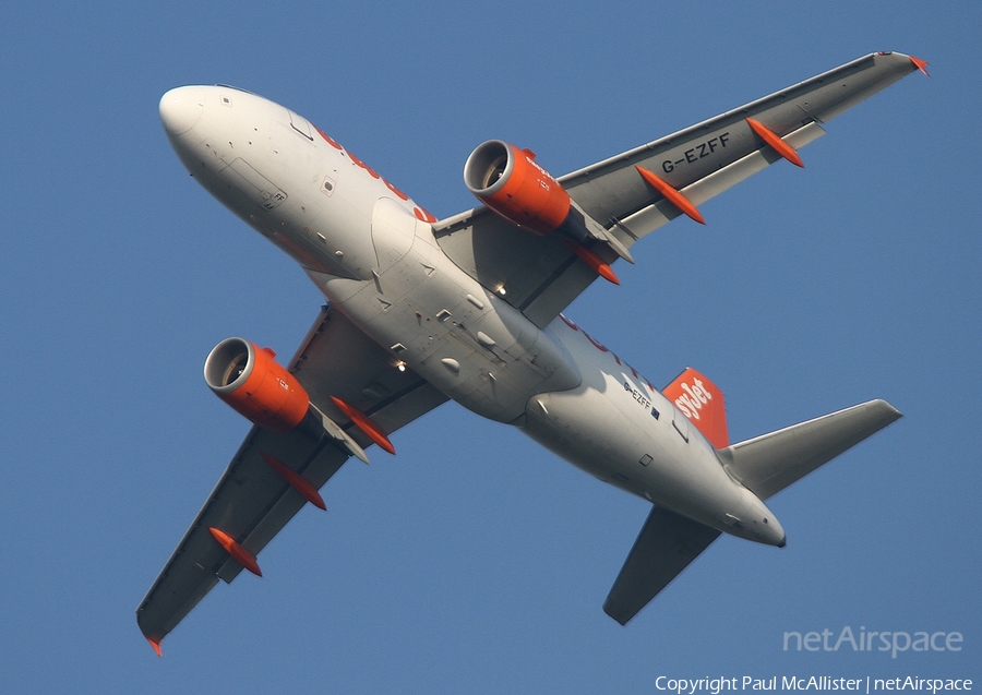 easyJet Airbus A319-111 (G-EZFF) | Photo 32659