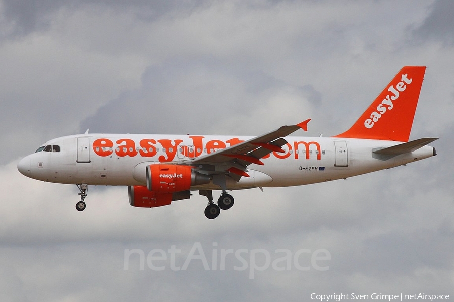 easyJet Airbus A319-111 (G-EZFH) | Photo 49573