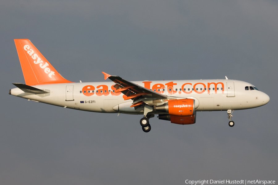 easyJet Airbus A319-111 (G-EZFI) | Photo 542923