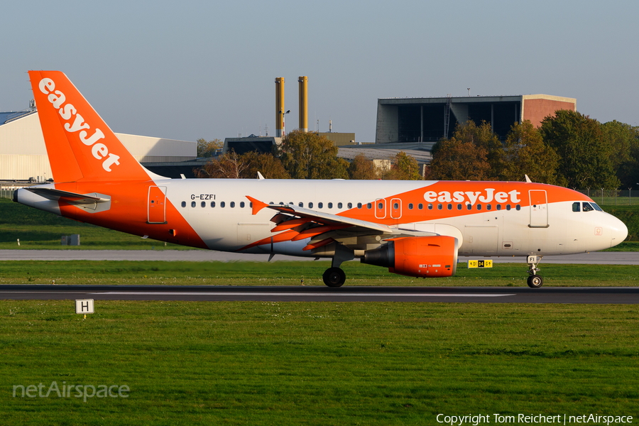 easyJet Airbus A319-111 (G-EZFI) | Photo 534211