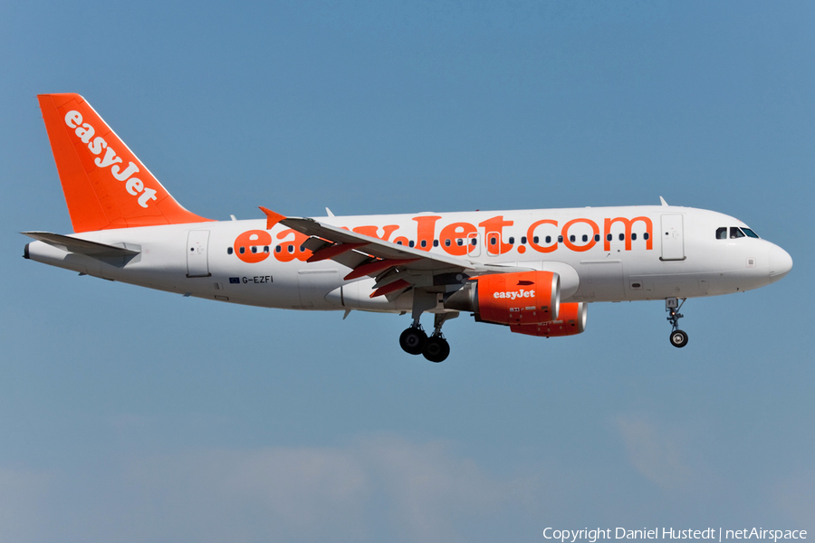 easyJet Airbus A319-111 (G-EZFI) | Photo 502843