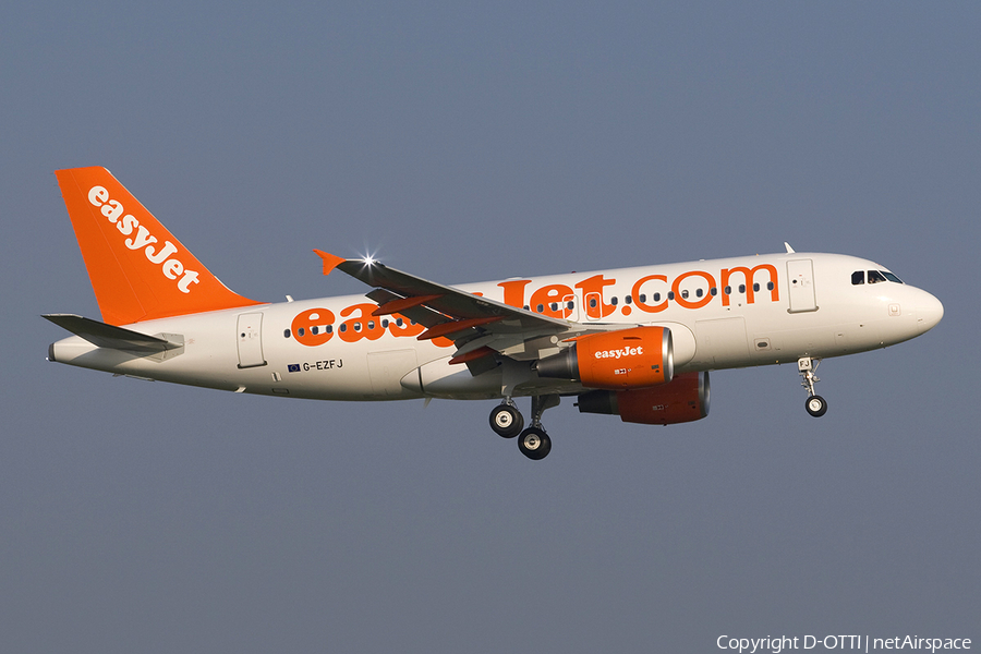 easyJet Airbus A319-111 (G-EZFJ) | Photo 277998