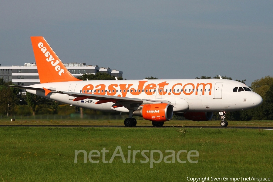 easyJet Airbus A319-111 (G-EZFJ) | Photo 86920