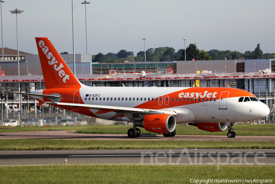 easyJet Airbus A319-111 (G-EZFJ) | Photo 226468