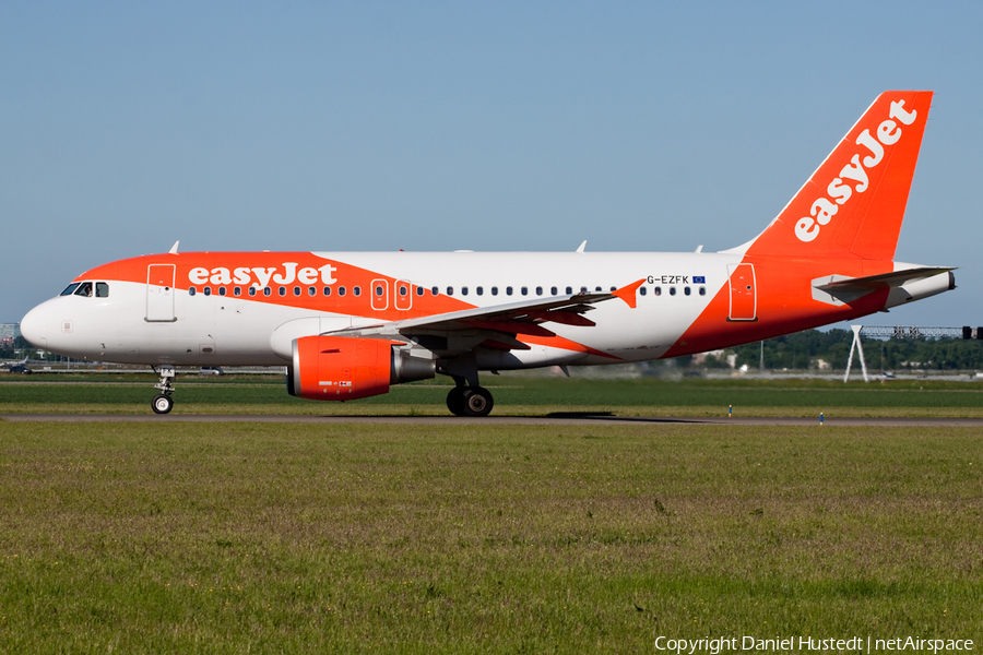 easyJet Airbus A319-111 (G-EZFK) | Photo 478411