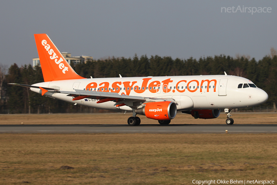 easyJet Airbus A319-111 (G-EZFK) | Photo 52302