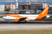 easyJet Airbus A319-111 (G-EZFK) at  Lisbon - Portela, Portugal