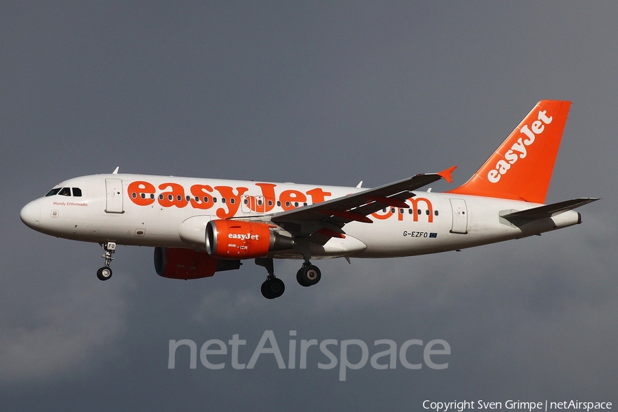 easyJet Airbus A319-111 (G-EZFO) | Photo 45104