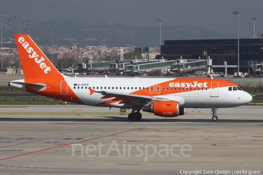 easyJet Airbus A319-111 (G-EZFP) | Photo 155417