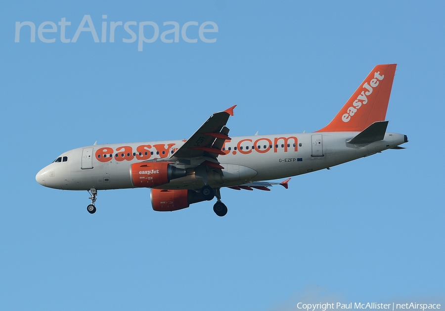 easyJet Airbus A319-111 (G-EZFP) | Photo 127590