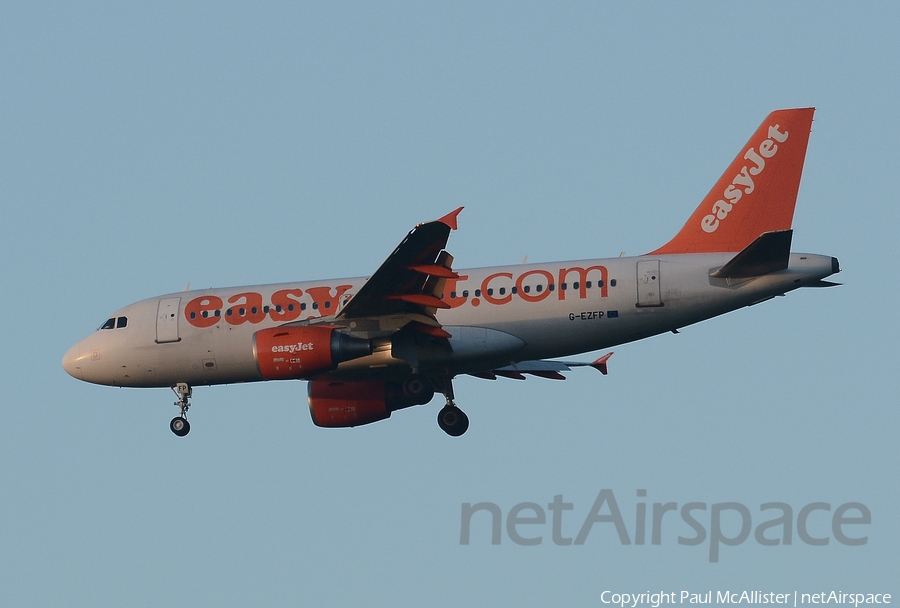 easyJet Airbus A319-111 (G-EZFP) | Photo 389580