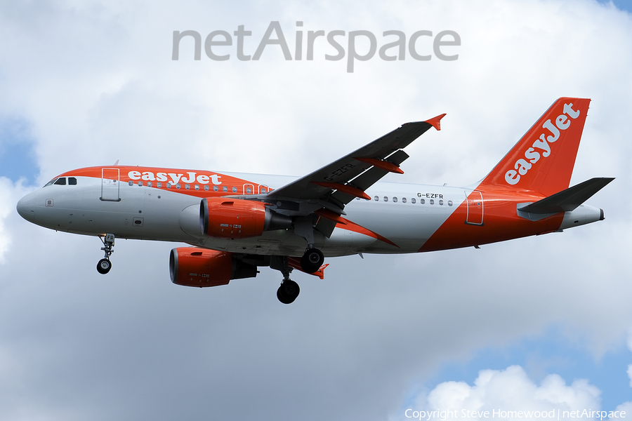 easyJet Airbus A319-111 (G-EZFR) | Photo 535087