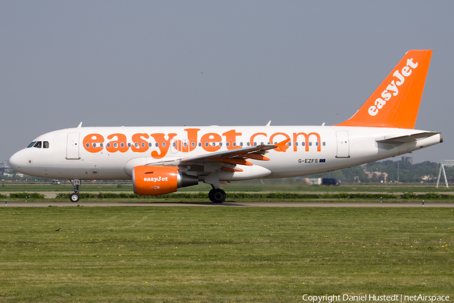 easyJet Airbus A319-111 (G-EZFS) | Photo 550791