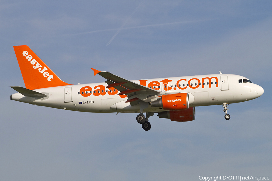 easyJet Airbus A319-111 (G-EZFV) | Photo 313583
