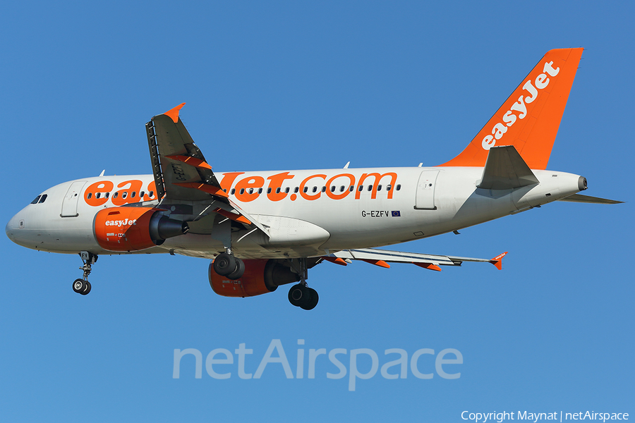 easyJet Airbus A319-111 (G-EZFV) | Photo 389137