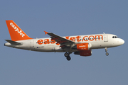 easyJet Airbus A319-111 (G-EZFV) at  Paris - Charles de Gaulle (Roissy), France