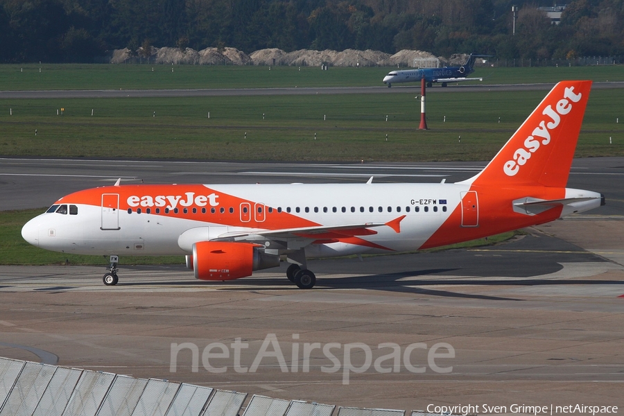 easyJet Airbus A319-111 (G-EZFW) | Photo 230137