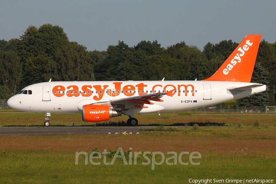 easyJet Airbus A319-111 (G-EZFX) | Photo 19612