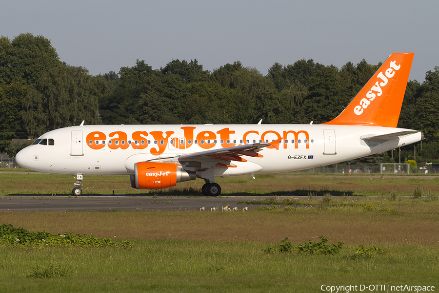 easyJet Airbus A319-111 (G-EZFX) | Photo 389318