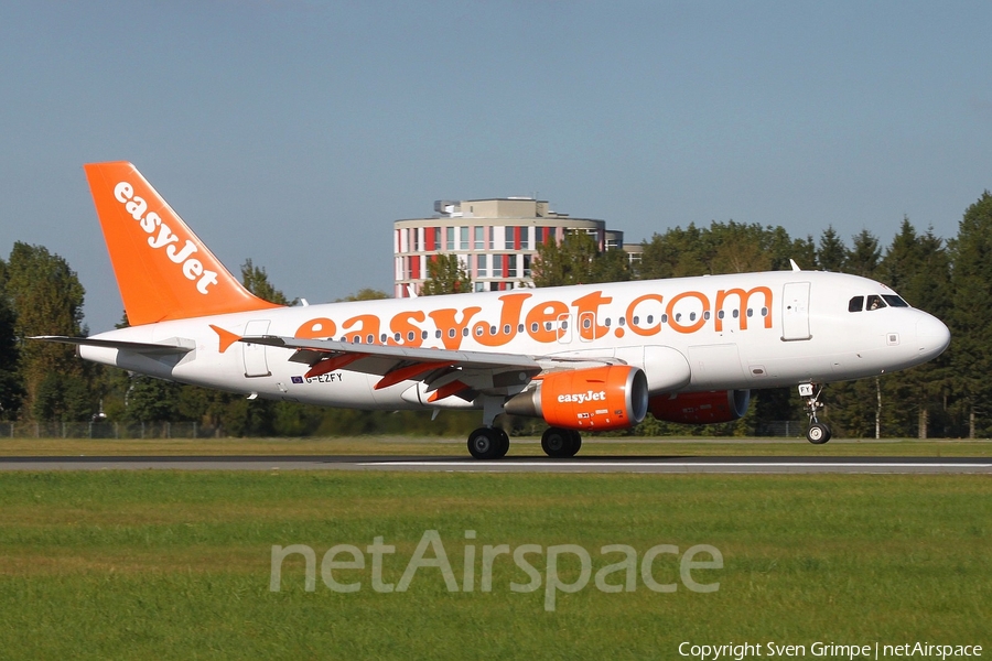 easyJet Airbus A319-111 (G-EZFY) | Photo 63300