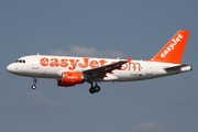 easyJet Airbus A319-111 (G-EZFZ) at  Hamburg - Fuhlsbuettel (Helmut Schmidt), Germany