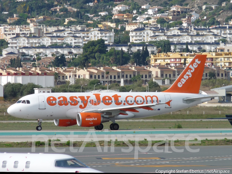 easyJet Airbus A319-111 (G-EZGC) | Photo 662693