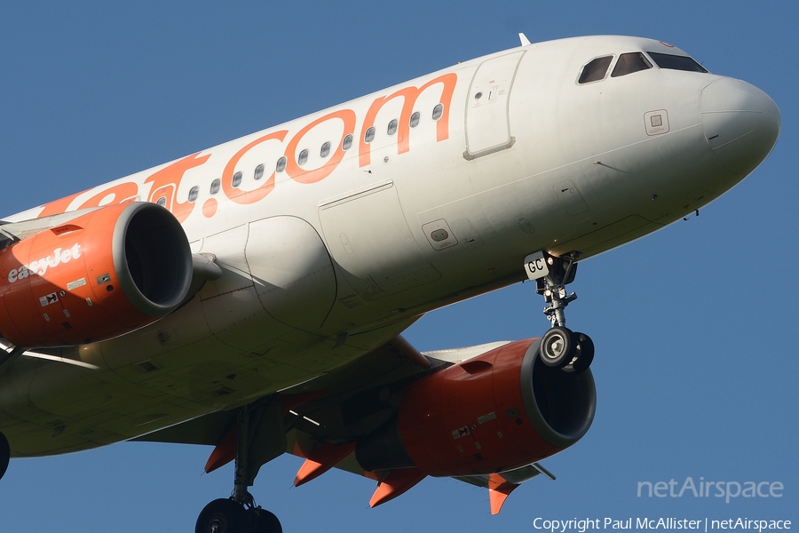 easyJet Airbus A319-111 (G-EZGC) | Photo 388245