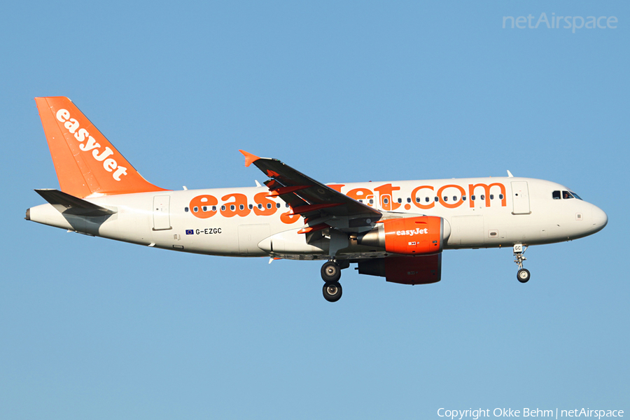 easyJet Airbus A319-111 (G-EZGC) | Photo 36583