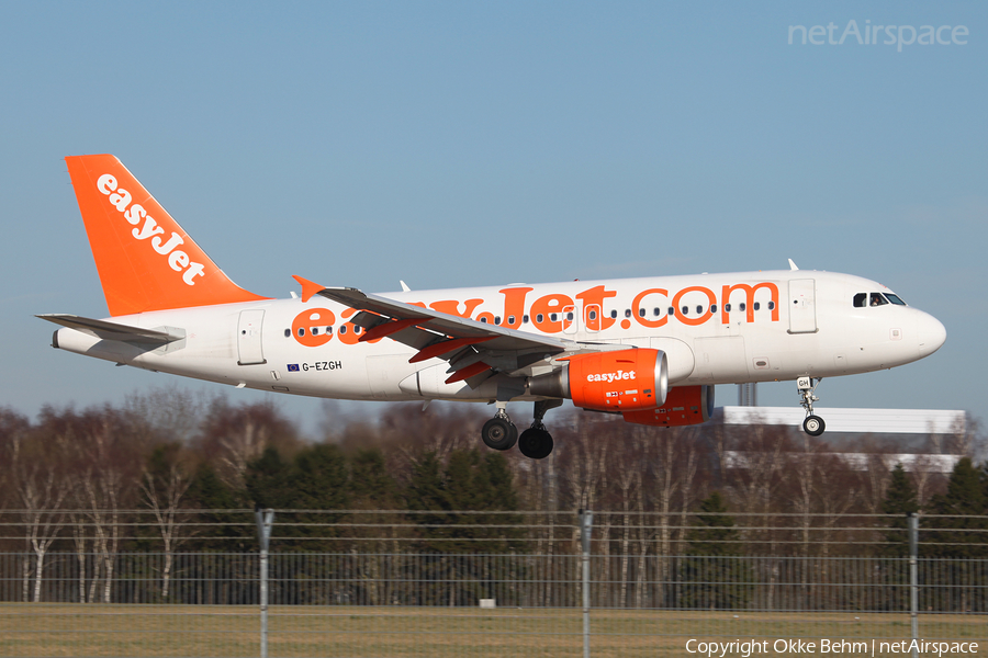 easyJet Airbus A319-111 (G-EZGH) | Photo 69475