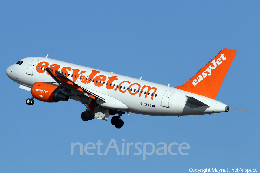 easyJet Airbus A319-111 (G-EZGJ) | Photo 132272