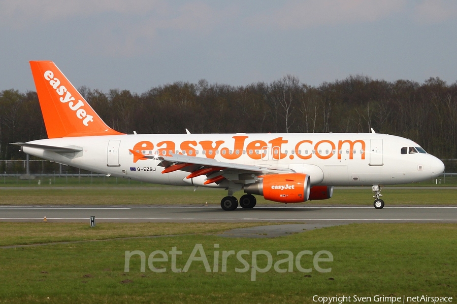 easyJet Airbus A319-111 (G-EZGJ) | Photo 20073