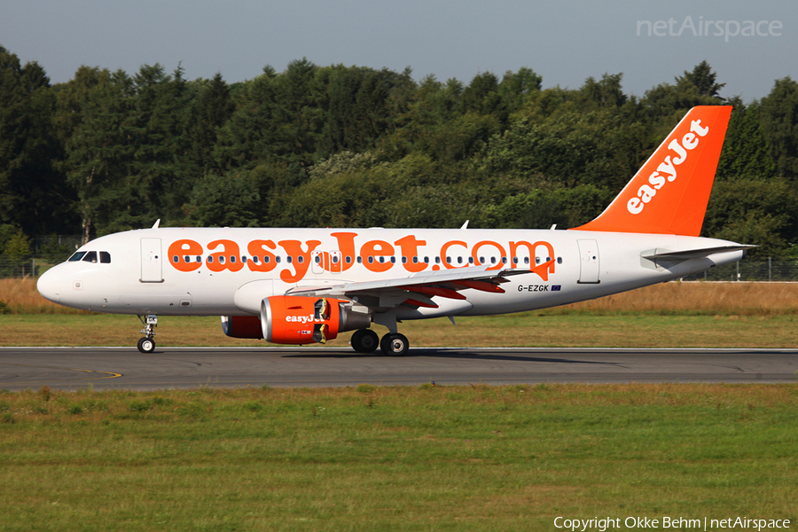 easyJet Airbus A319-111 (G-EZGK) | Photo 42308