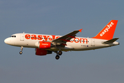 easyJet Airbus A319-111 (G-EZGL) at  Paris - Charles de Gaulle (Roissy), France