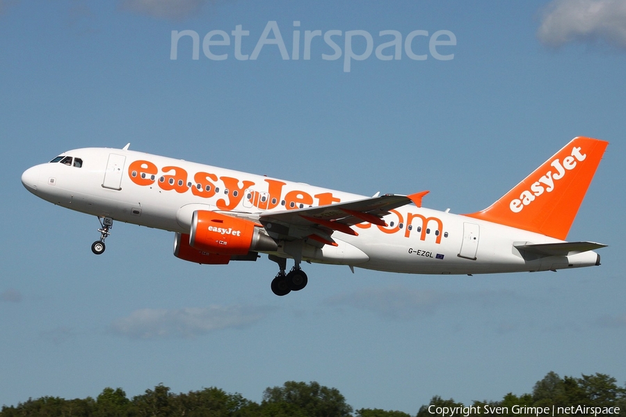 easyJet Airbus A319-111 (G-EZGL) | Photo 27464