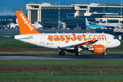 easyJet Airbus A319-111 (G-EZGL) at  Milan - Malpensa, Italy