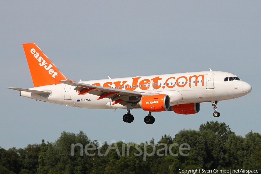 easyJet Airbus A319-111 (G-EZGM) | Photo 29497