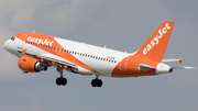 easyJet Airbus A319-111 (G-EZGN) at  Berlin Brandenburg, Germany