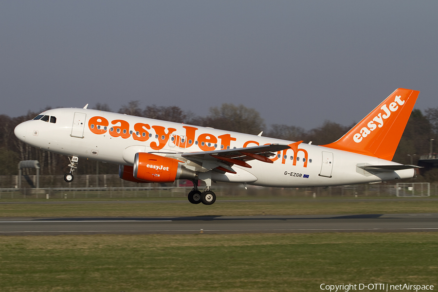 easyJet Airbus A319-111 (G-EZGR) | Photo 380228
